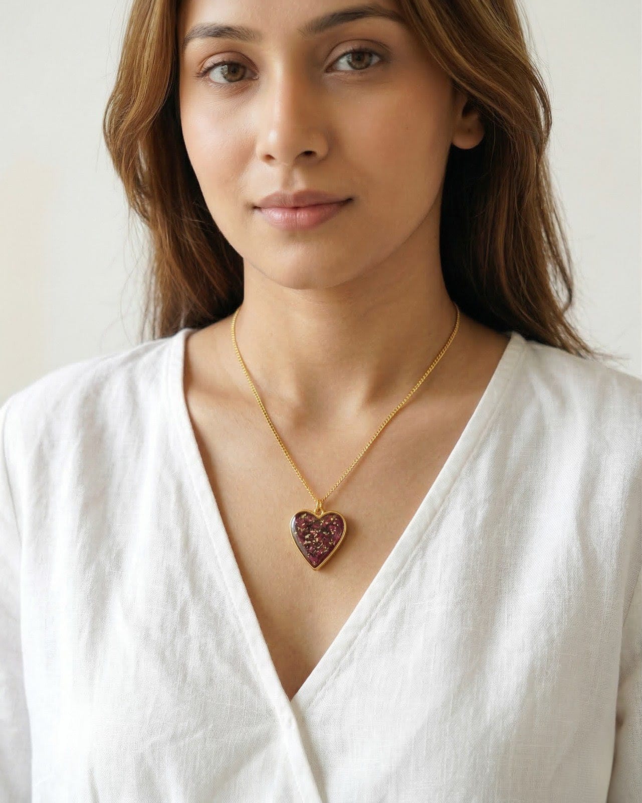 locket with chain product 02 img 02